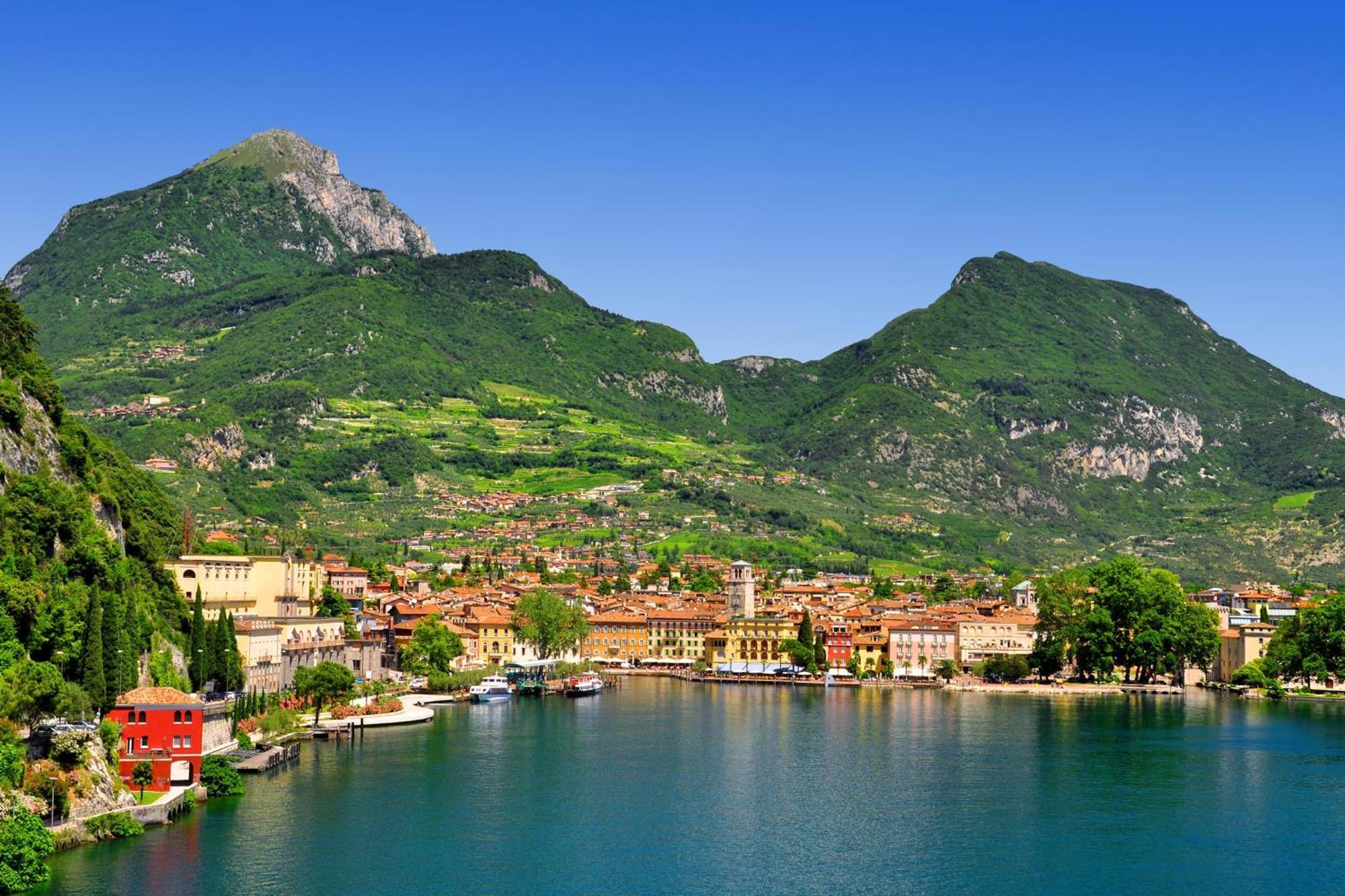 Paulie Apartment - Happy Rentals Riva del Garda Eksteriør bilde