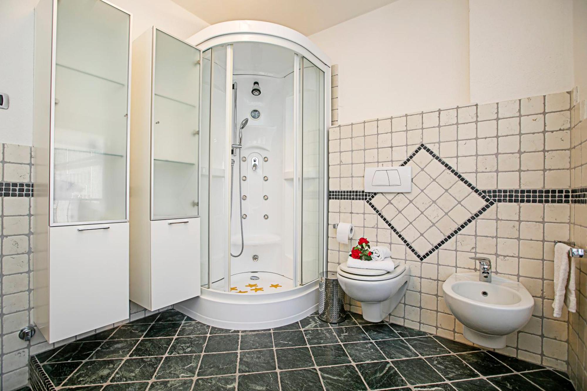 Paulie Apartment - Happy Rentals Riva del Garda Eksteriør bilde