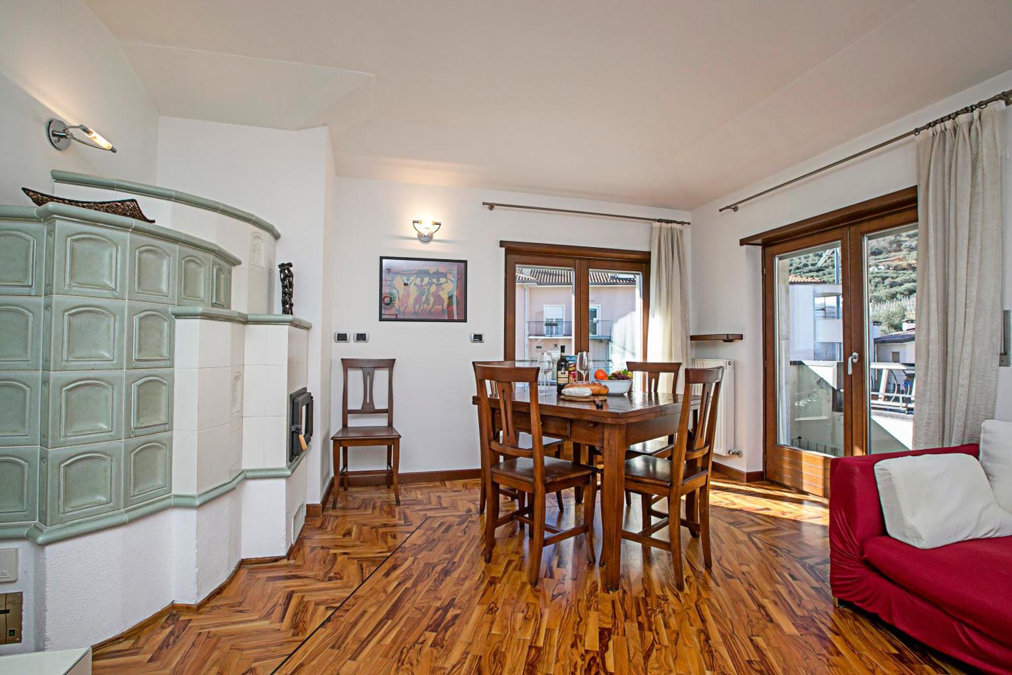 Paulie Apartment - Happy Rentals Riva del Garda Eksteriør bilde